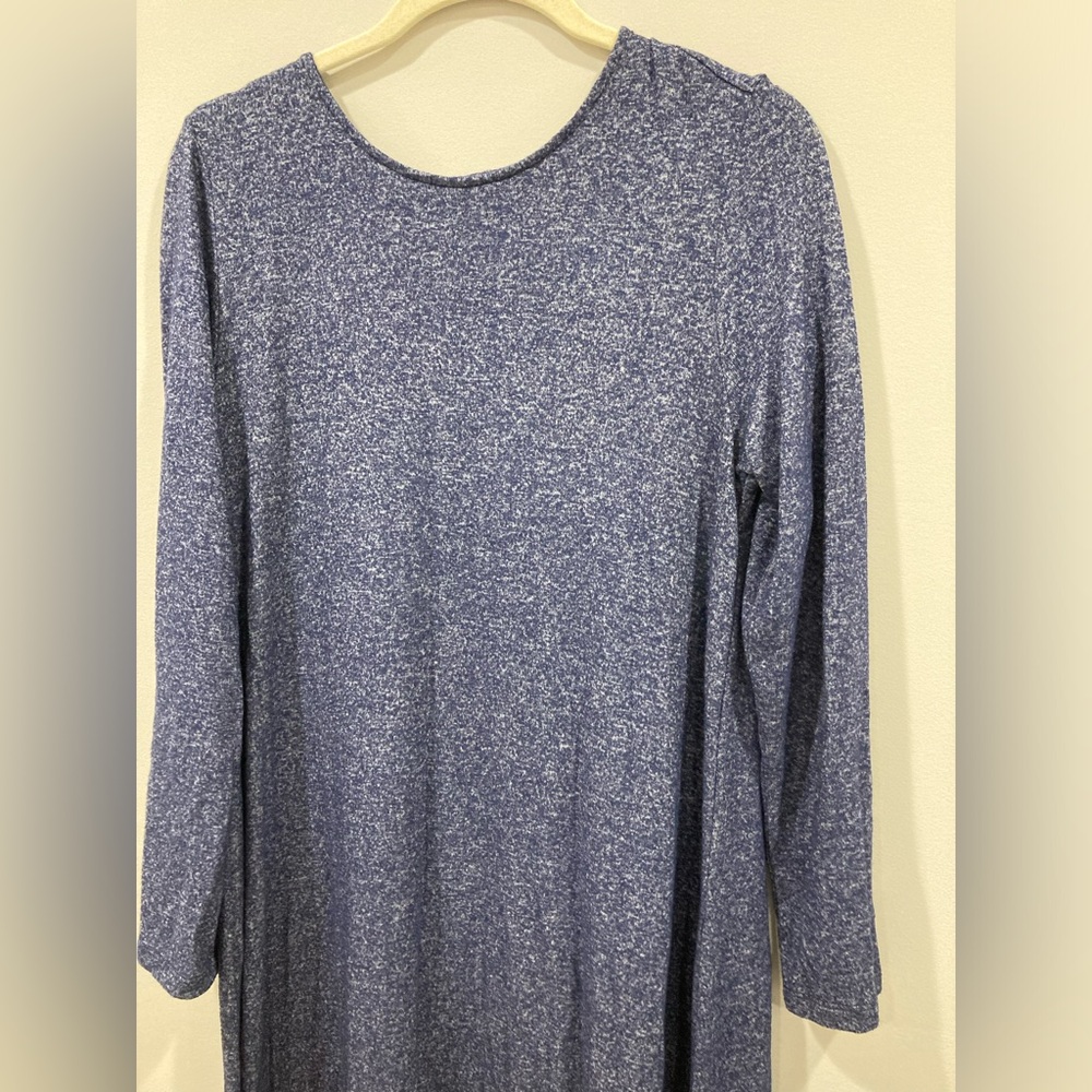 Old Navy Long Sleeve Blue Dress Scoop Neck Medium Plush Knit Swing Dress - Picture 3 of 11